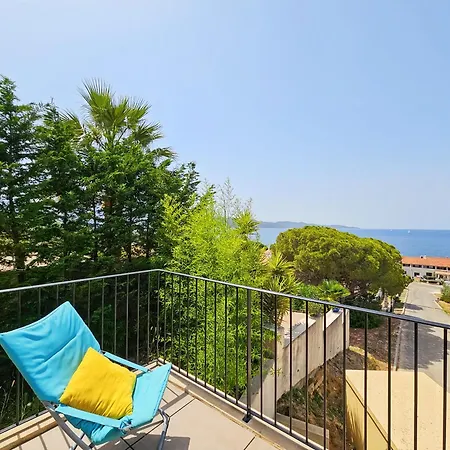 Maison 80m2 A 150 Metres De La Avec Balcon Et Terrasse Vue Panoramique Sur Le Golfe De Saint-florent * Saint-Florent (Corsica)